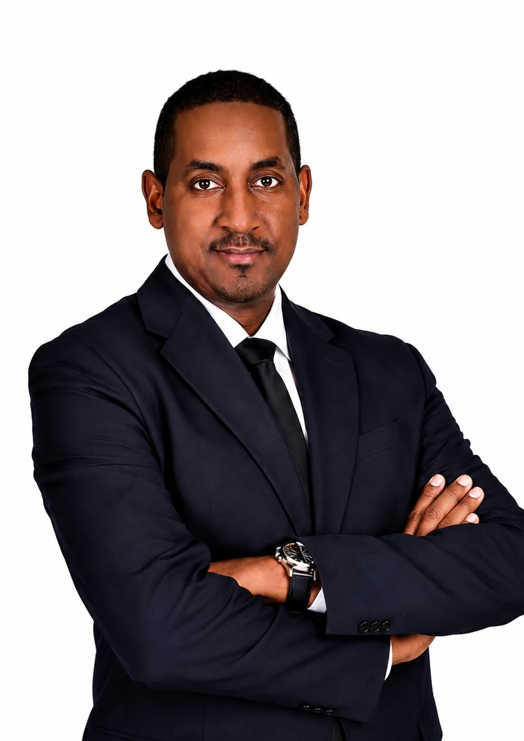 Dr. Adilson Sequeira